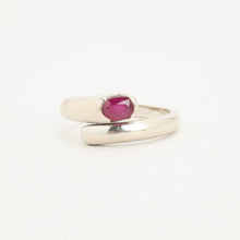 Ring with and ruby in 18K White gold size 7¼ - 7¾ | Vintage Solid