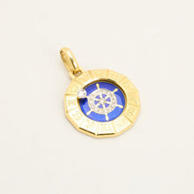 Pendant with and enamelwith diamond (0.2 ct) in 18K Gold, 1.5