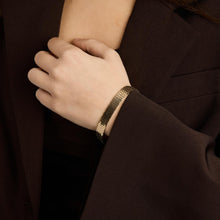 Brick Bracelet in 14K Gold, 7.28 inches | Vintage Solid Gold