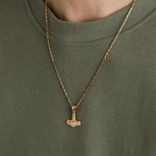 Pendant in 14K Gold, 0.98 inches | Solid Gold | Quality Fine Jewelry