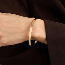 Bangle in 14K Gold, 2.36 inches | Vintage Solid Gold | Premium Real