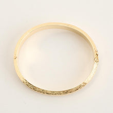 Bangle in 14K Gold, 2.48 inches | Vintage Solid Gold | Quality Fine