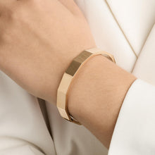 Bangle in 14K Gold, 2.32 inches | Vintage Solid Gold | Fine Jewelry