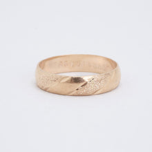 Ring in 14K Rose gold size 8½ - 8¾ | Vintage Solid Gold | Quality