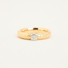 Ring with diamond (0.04 ct) in 14K Gold and white gold size 6